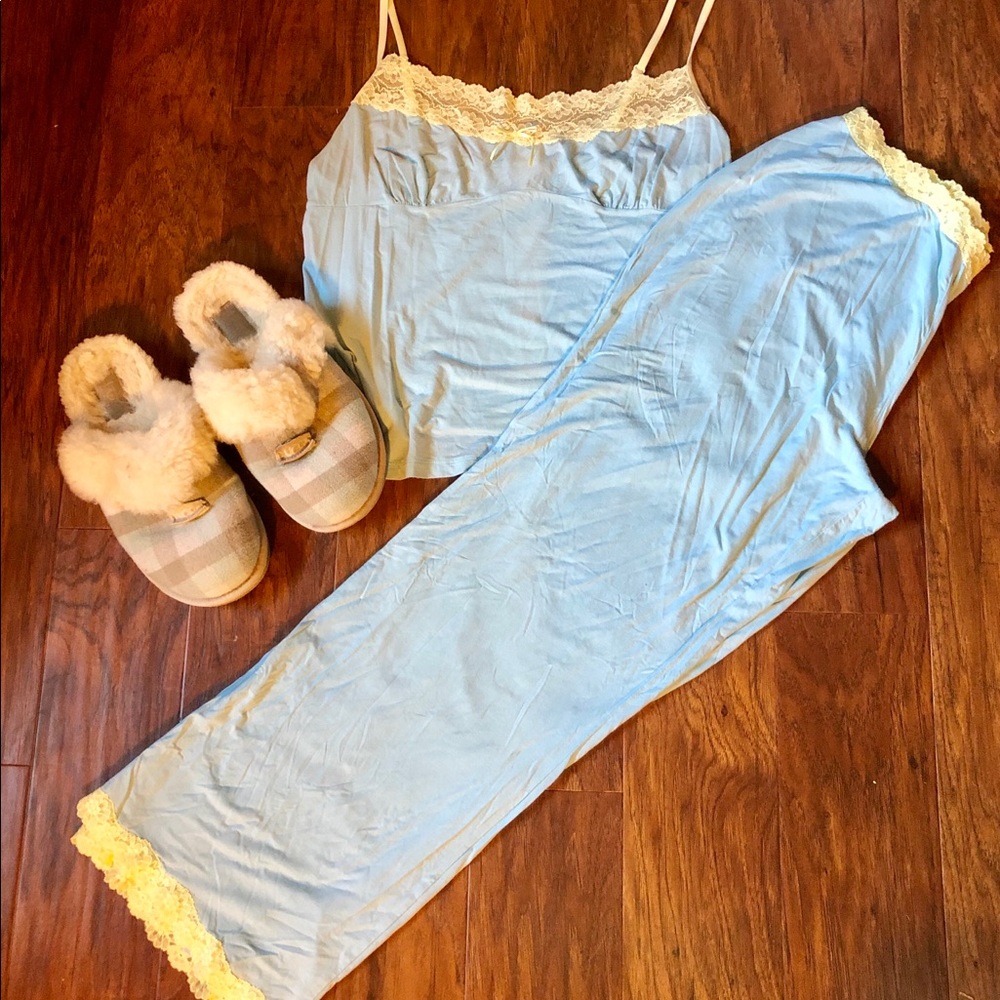 *Victoria’s Secret* Blue/Yellow Lace Trim PJ Set